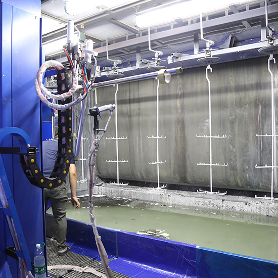 蝸旋噴漆臺(tái)